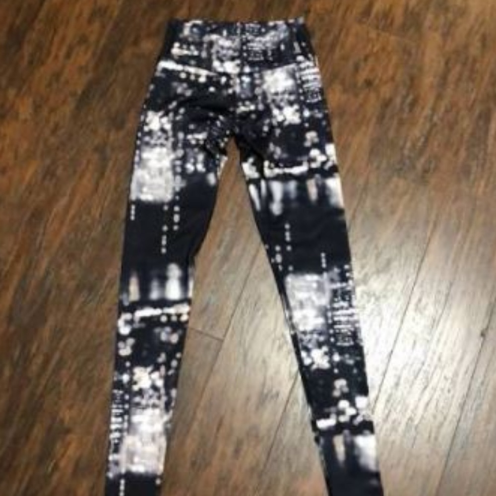 KOS USA 3/4 printed leggings - Picture 2 of 3